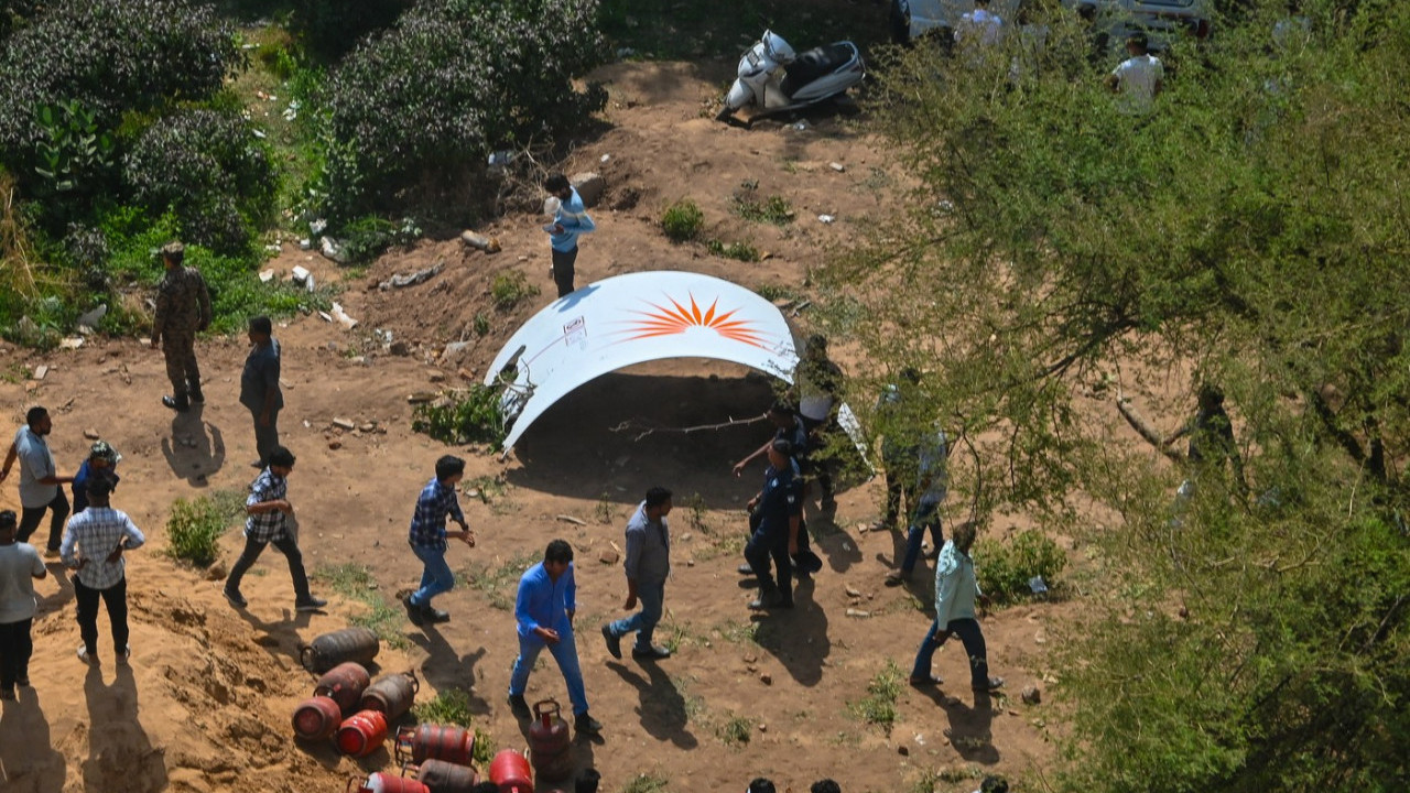 PRONAĐENA CRNA KUTIJA: Uskoro će se znati uzrok pada aviona