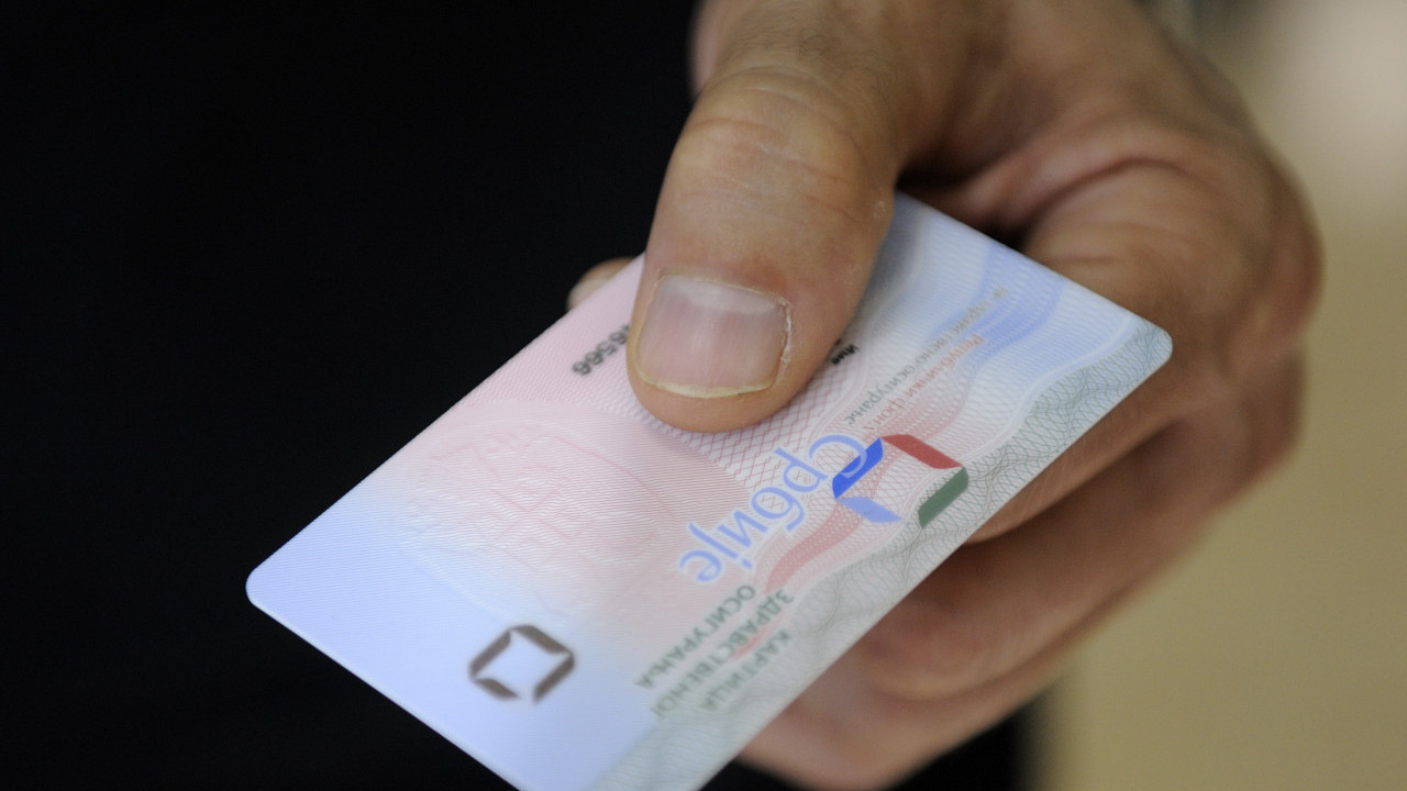 Srpska zdravstvena knjižica važi u 25 zemalja - uz JEDAN uslov