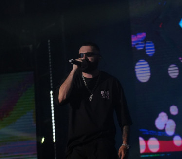 СПЕКТАКУЛАРАН ПОВРАТАК: Јала и Буба запалили Београд