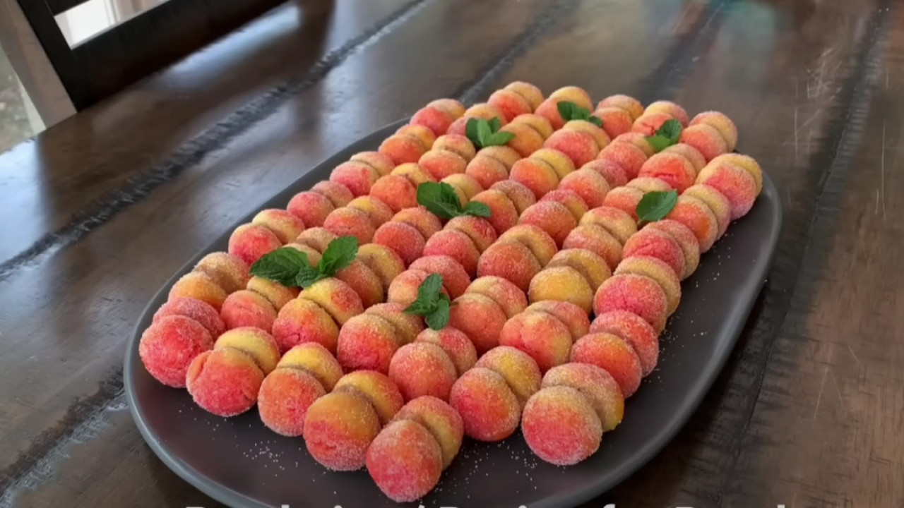 BRESKVICE NA BAKIN NAČIN: Topi se u ustima