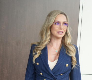 "Povećam grudi, pa smanjim, udam se, razvedem i -opet uvećam"