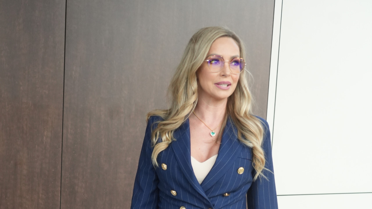 "Повећам груди, па смањим, удам се, разведем и -опет увећам"