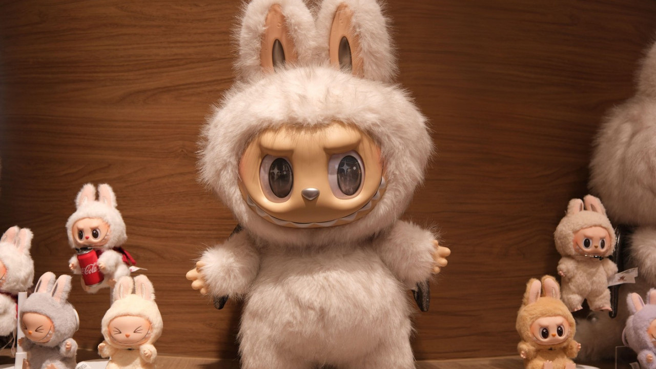 LABUBU LUTKE SU PROŠLOST? LJudi "odlepili" za Mirumijima