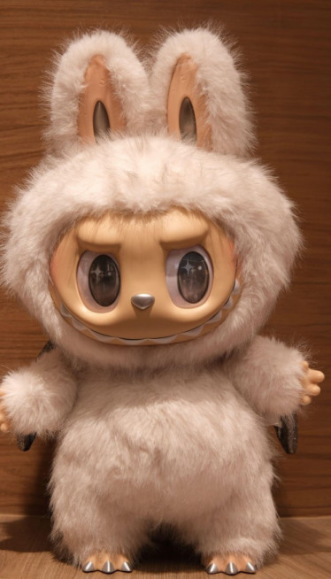 LABUBU LUTKE SU PROŠLOST? LJudi "odlepili" za Mirumijima