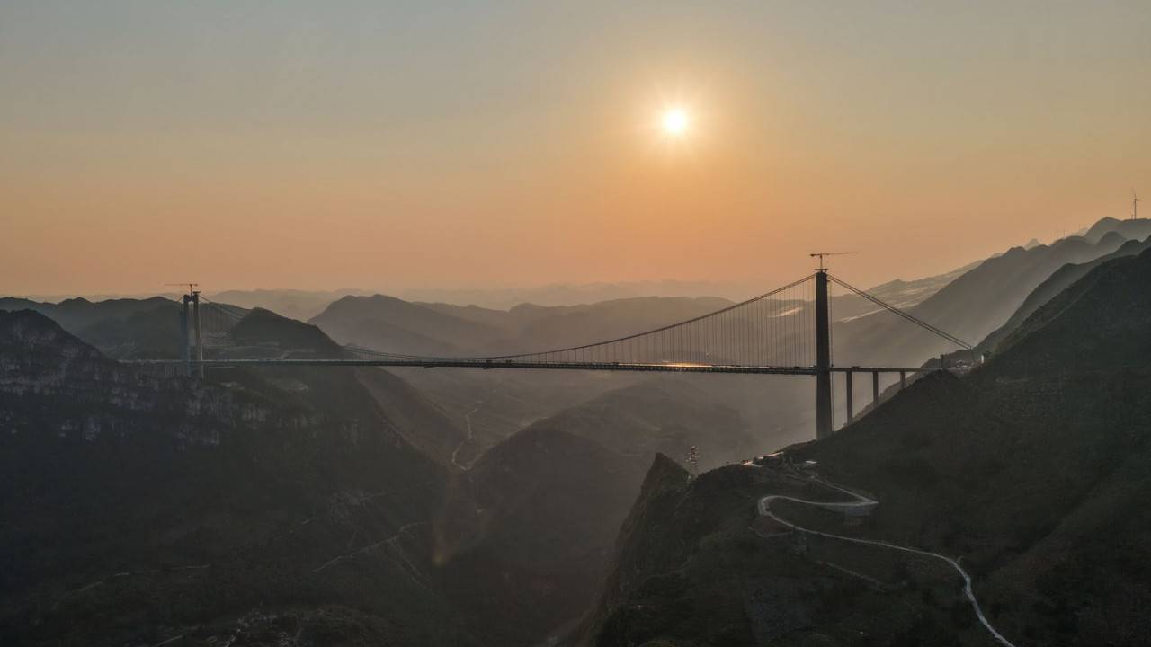 ZAVRŠEN NAJVIŠI MOST: Viši od Ajfela, a evo gde se nalazi