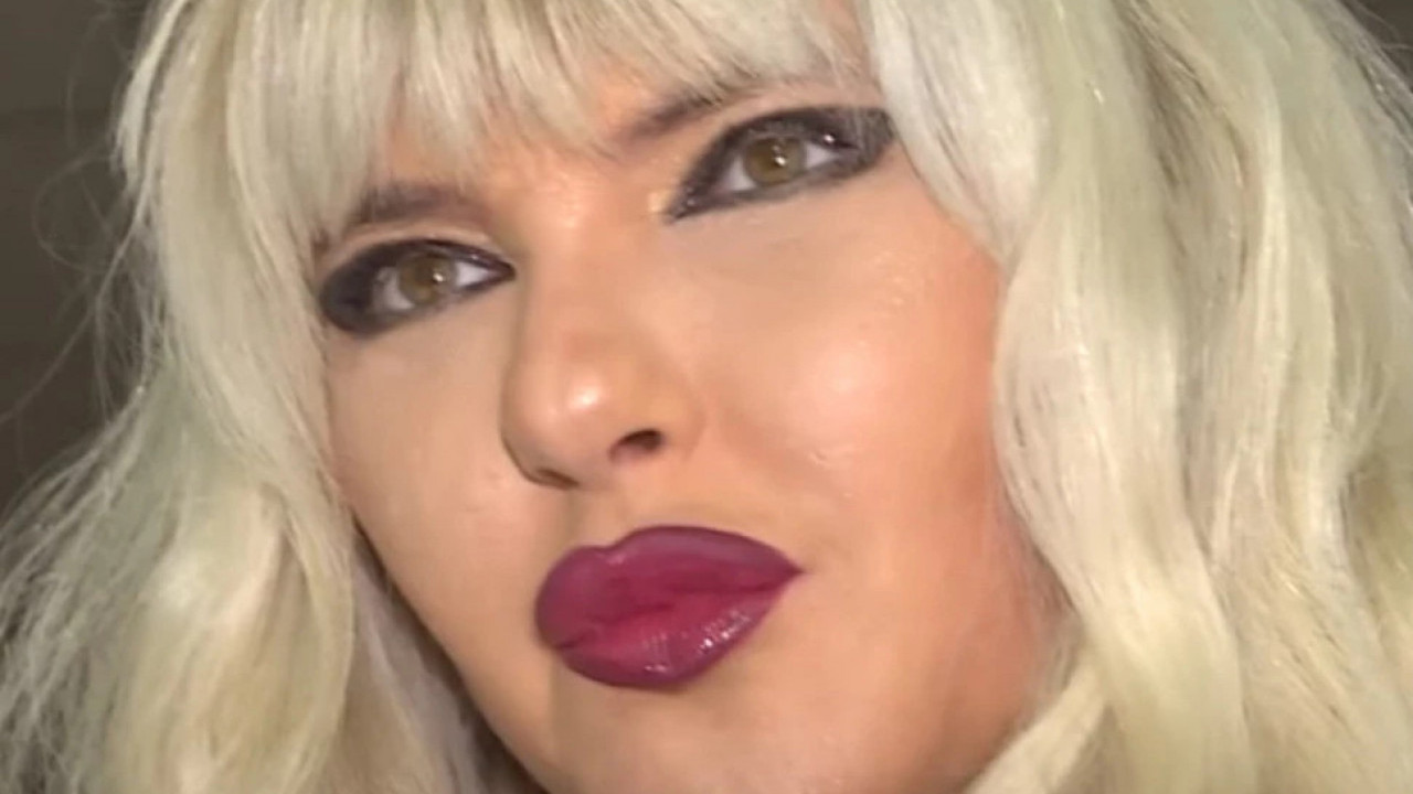 ТАНАК СТРУК И ВИТКЕ НОГЕ: Скинула се Јами у шестој деценији