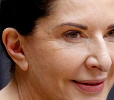 IZOBLIČILA SE: Šta je to sa licem Marine Abramovič? (FOTO)