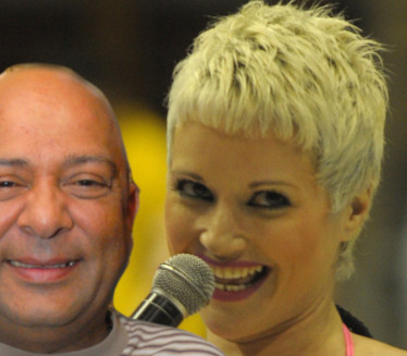 MAJA NIKOLIĆ: "Pevam sa DŽejom, a pred nama LEŽI MRTAV ČOVEK"