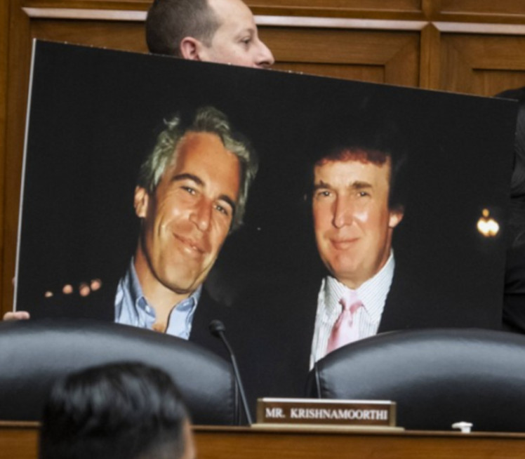 SILOVANJA I TRGOVINA DECOM Optužbe protiv Trampa u fajlovima