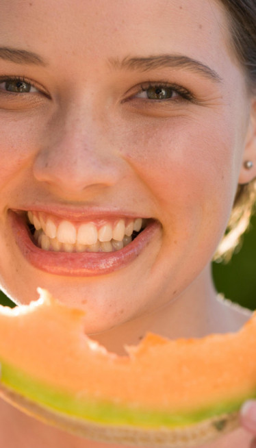 Jedno voće čini čudo za našu ЛИНИЈУ, a odlično je i za КОЖУ