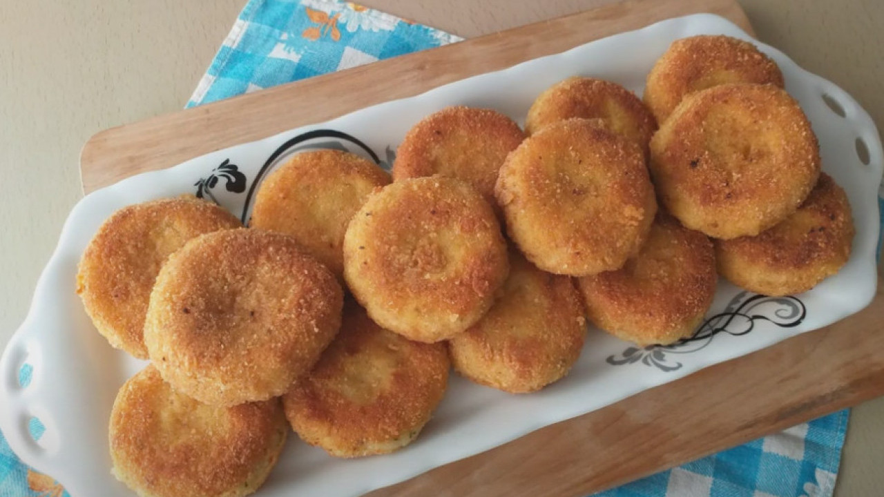 БРЗЕ И УКУСНЕ: Ћуфте од кромпира