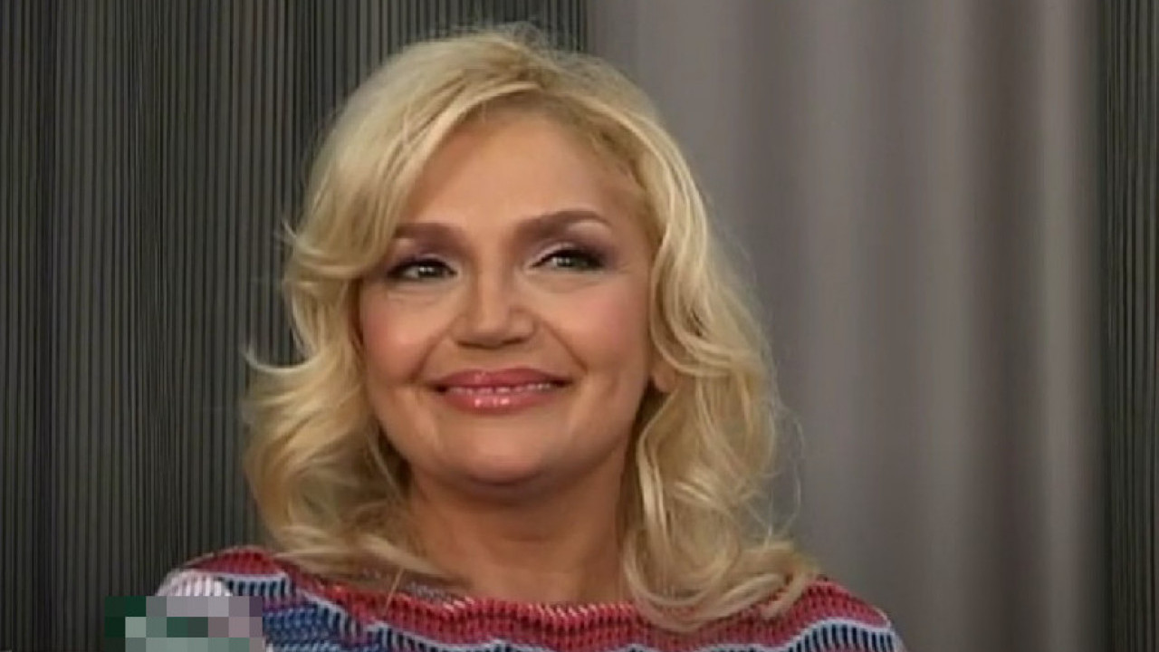 ЗБОГ ПРЕТЊИ ОТМИЦОМ СИНА: Певачица напустила Србију