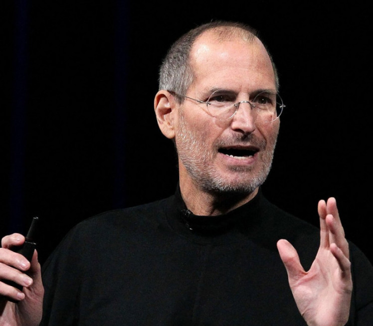 Зашто је Џобс деценијама сваких 6 месеци куповао ИСТИ ауто?