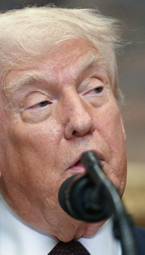 НАМЕРАВА ДА ЈЕ НАЗОВЕ ПО СЕБИ?"Још нисмо размишљали о имену"