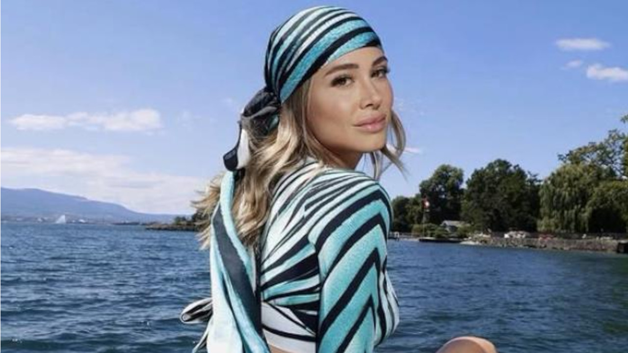 MAMI UZDAHE: Ovo je najseksepilnija novinarka NA SVETU