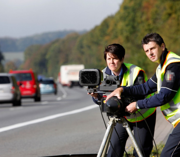 LETEO AUTO-PUTEM: Uhapšen u Rumi zbog NASILNIČKE VOŽNJE