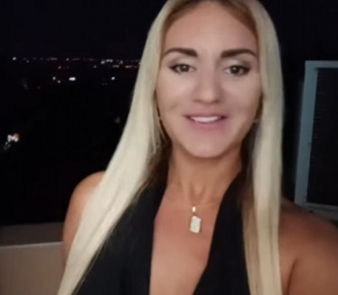 "ЋЕРКА ПОБЕГЛА, УДАЛА СЕ" Певачица најмлађа бака на естради