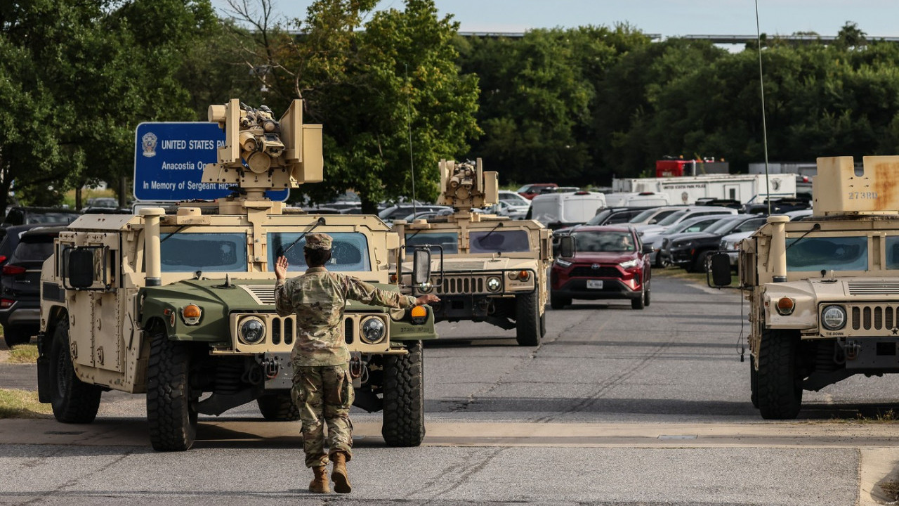 NACIONALNA GARDA SAD NA ULICAMA ČIKAGA: Lokalne vlasti besne