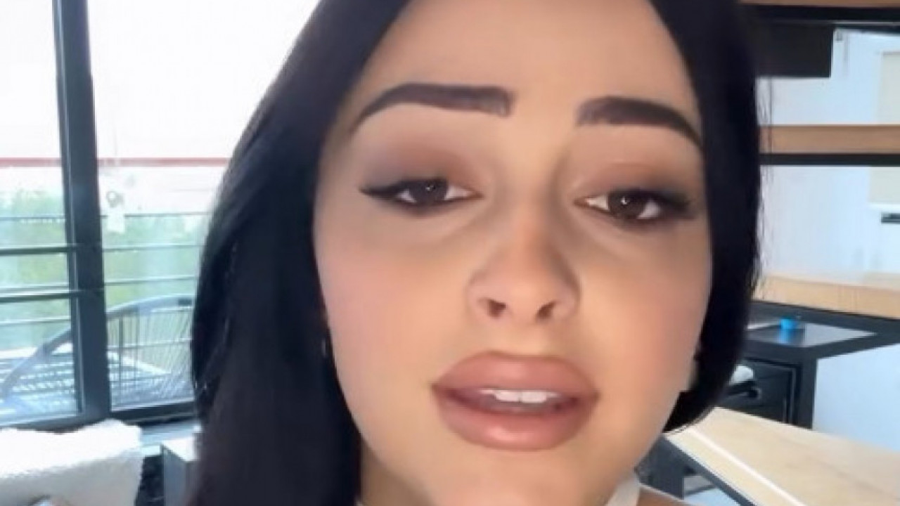 PORODILA SE ZVEZDA GRANDA: Sinu dala moćno ime!