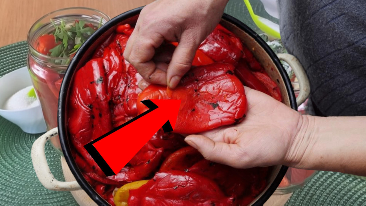 СПРЕМАТЕ АЈВАР? Ево како да брзо ољуштите печене паприке