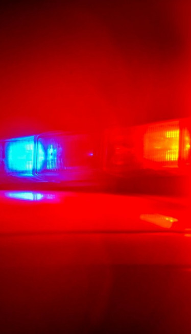 ČOVEK IZLETEO KROZ ŠOFERKU: Težak udes kod Lazarevca