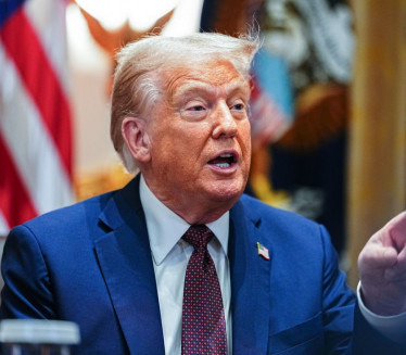 UVREDIO SVOJE PRISTALICE? Tramp izazvao lavinu komentara