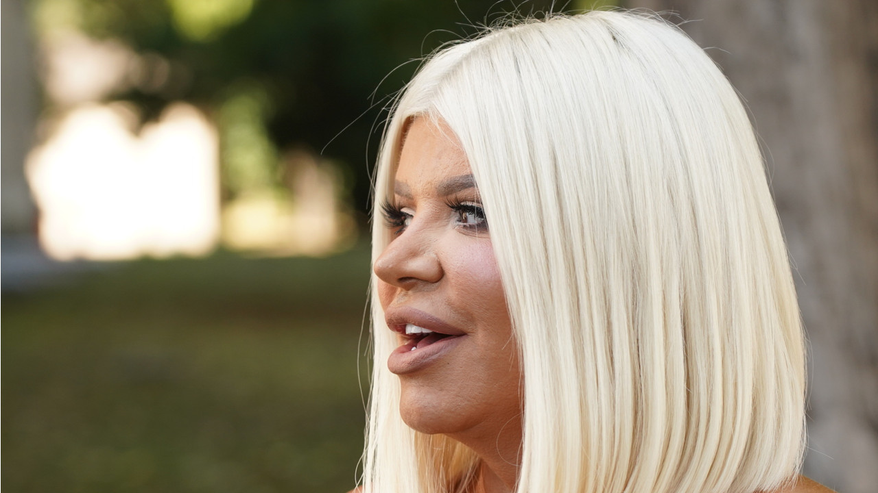 "Sinu jedincu to mora da se kupi - davno sam mu obećala!"