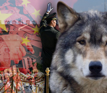 NOVO KINESKO ORUŽJE: Na paradi roboti vukovi, nasledili pse