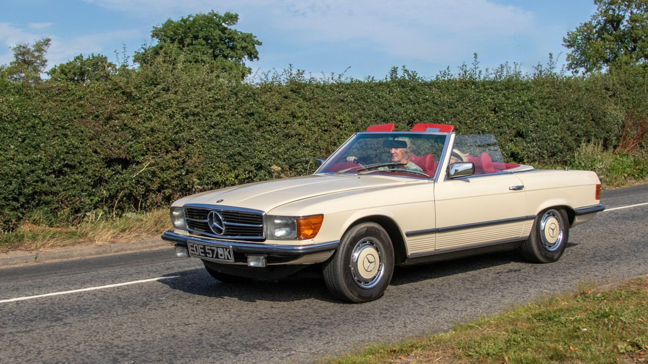 Deka (81) utopio "merdžu" za 21.000€ preko grane, a onda ŠOU