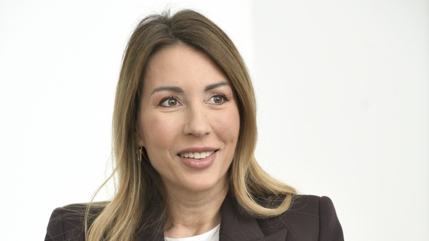 PORODILA SE SRPSKA MINISTARKA! Na svet donela devojčicu