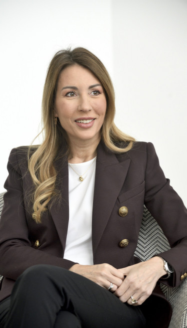 ПОРОДИЛА СЕ СРПСКА МИНИСТАРКА! На свет донела девојчицу