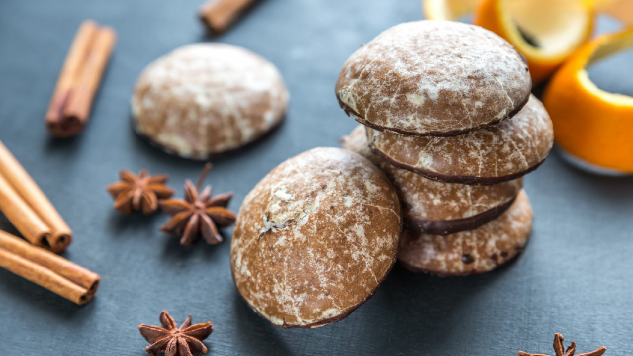 ПРАВИ ПРАЗНИЧНИ МЕДЕЊАЦИ: Оргиналан рецепт, топе се у устима