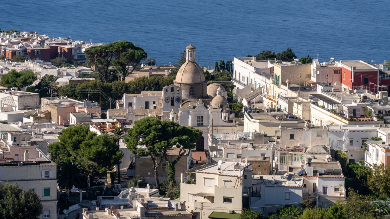 Права истина о куповини куће за 1€: "Деловало превише лепо"