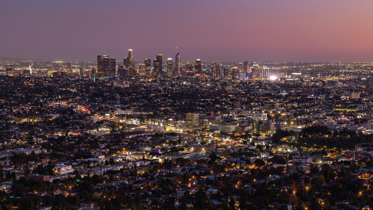 Imaju platu 109.050$, a SIROTINJA su! Sve pojede kirija