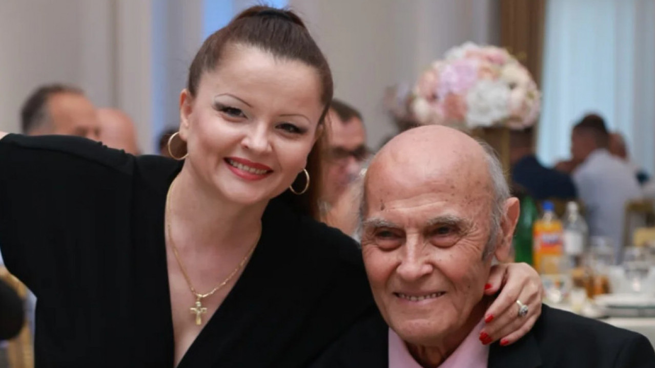 НАЈСТАРИЈИ ПЕВАЧ НА ЕСТРАДИ: Напунио 87 година