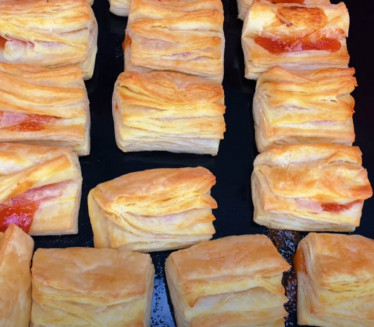 ПОСНИ КОЛАЧИ СА ПИВОМ: Топе се у устима