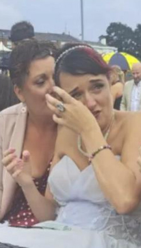 Verenik je ostavio uoči venčanja - pa doživela salve UVREDA