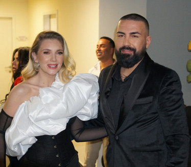 СЛАВЉЕ У ДОМУ НИКОЛИНЕ И САШЕ КАПОРА: Повод је диван! (ФОТО)