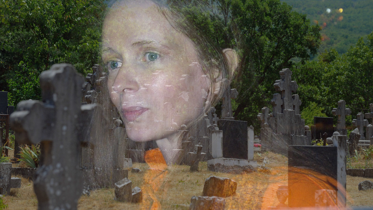 Ovi stihovi Arsena Dedića uklesani na grob Sonje Savić