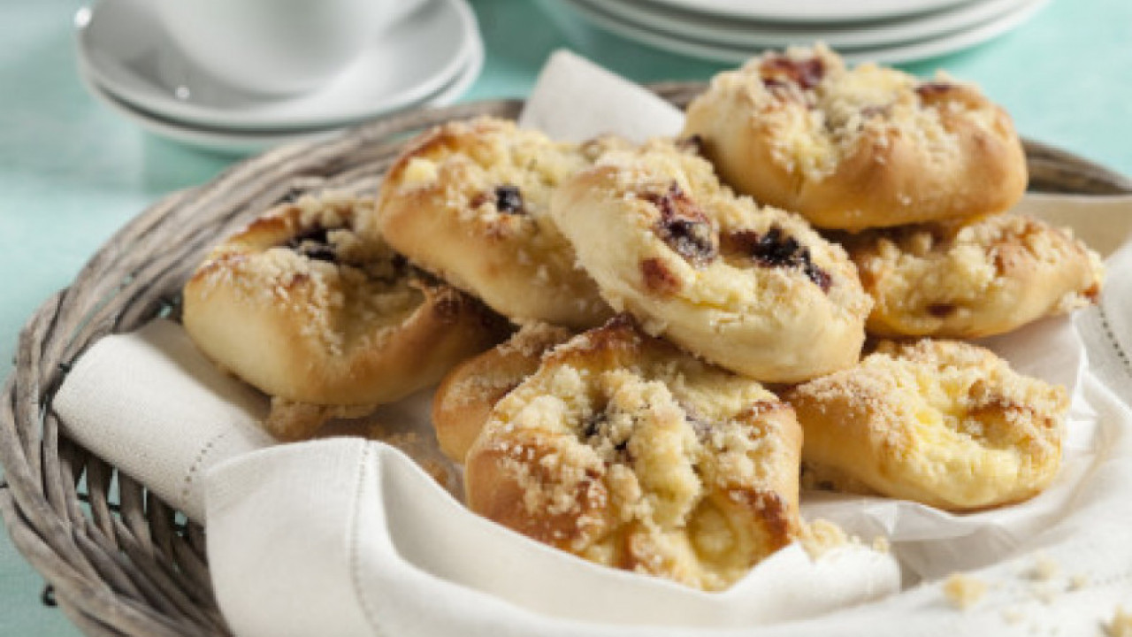 BEZ RAZVLAČENJA: Hrckava lenja pita