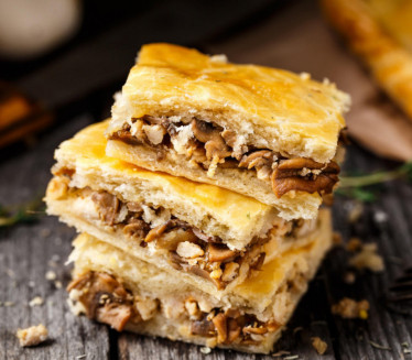 MANASTIRSKA PITA OD PEČURAKA: Savršena za posne dane