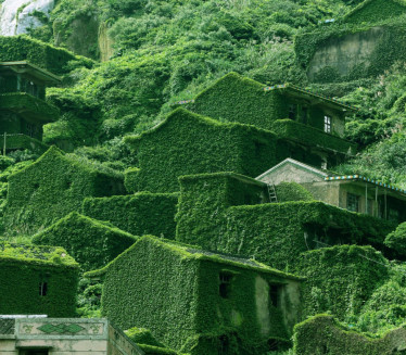 КИНЕСКО "СЕЛО ДУХОВА": Прогутала га ја природа