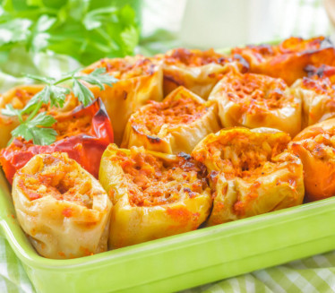 ПОСНА ПУЊЕНА ПАПРИКА: Спој укуса који се не заборавља!