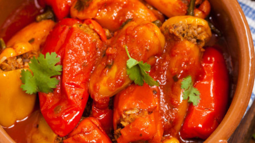 МАМИНА ПОСНА ПАПРИКА: Идеална за славу, пуњена сојом