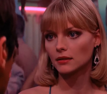 MUŠKARCI UZDISALI ZA NJOM, ONA ŠOKIRALA: "Postala sam BAKA!"