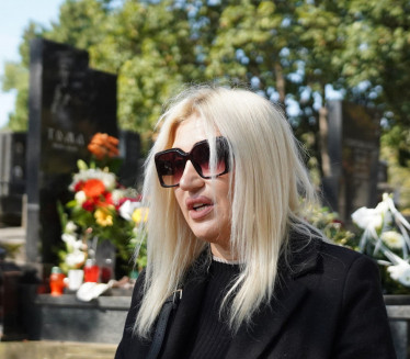 PROMENILA SE NAKON SMRTI OCA: "Bez boga ne mogu da živim"