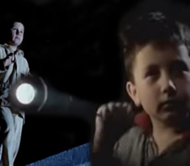 КУЛТНИ "ОТАЦ НА СЛУЖБЕНОМ ПУТУ": Где је данас дечак Малик?