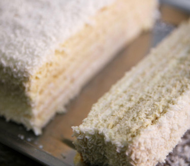 RAFAELO TORTA BEZ PEČENJA: Spremna za 15 minuta!