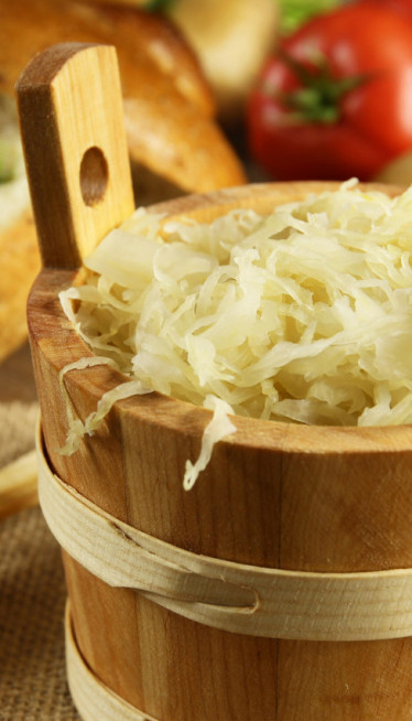 IZVOR ZDRAVLJA: 5 razloga zašto treba da jedemo kiseli kupus