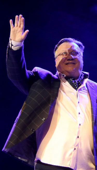 "TAKVA GROMADA JE ZASLUŽILA": Kolega Halidu posvetio pesmu